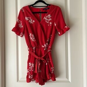 One Clothing Los Angeles womens Floral Romper ruffle elastic waist lined size S